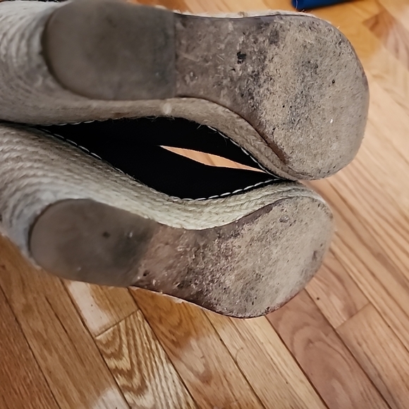 Tory Burch Peep Toe Brown Canvas Wedge Espradrilles - Picture 5 of 7